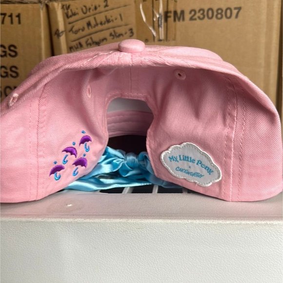 Cakeworthy My Little Pony Bow Hat - Picture 8 of 8